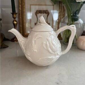 Grace's Teaware White Porcelain Teapot Sculptural Birds Flowers